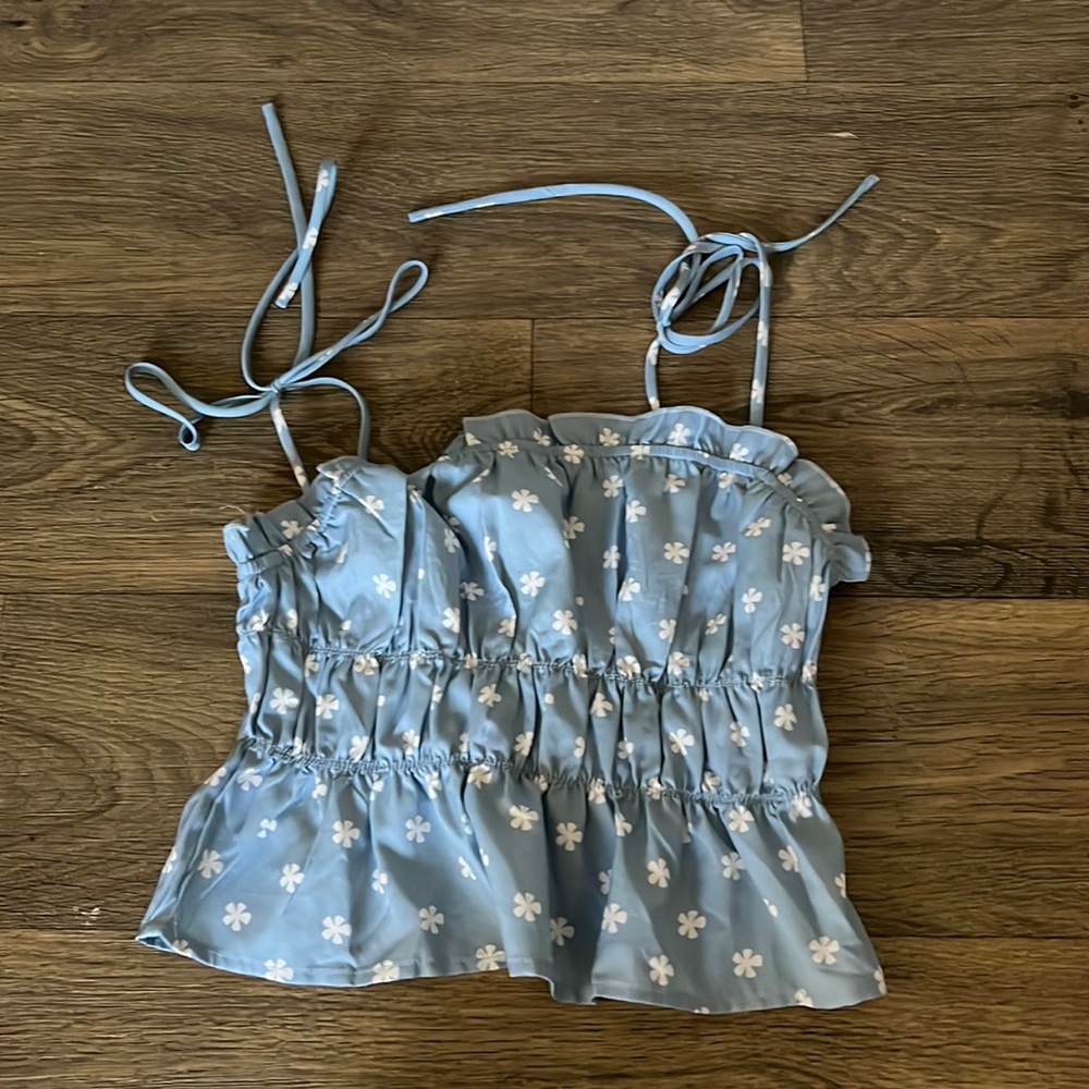 Small blue crop top